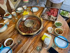 -金鼎雪山牦牛杂火锅(理县总店)