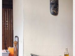 -Trattoria Altrove