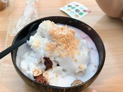-津椰本·海南正宗椰奶清补凉(店一店)