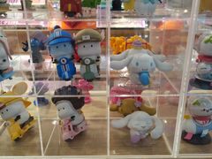 -名创优品(北京新中关购物中心地铁层店)