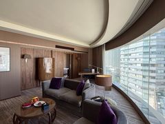 -昆明中心皇冠假日酒店