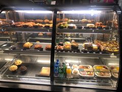面包甜点陈列柜-星巴克臻选(南京金茂览秀城店)