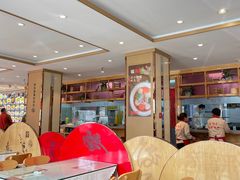 大堂-添福来墨鱼饺子 · 海鲜东北菜(大连星海·黄浦路店)