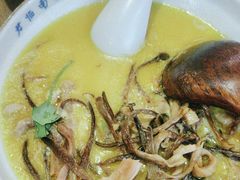 -吃饭皇帝大土家民族菜(正大广场店)