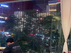 -红东阁东北菜烤肉酒馆(CROSS万象汇店)