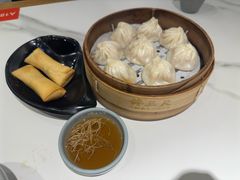 -馋三尺蟹粉小笼(人民广场店)