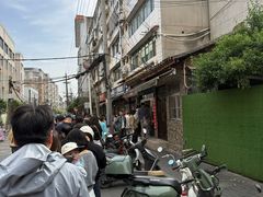 -老鼓楼麻辣烫夹馍