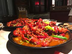 -沪小胖小龙虾(淮海中路旗舰店)