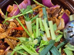 -胡须佬鸡煲四季火锅(海雅缤纷城店)