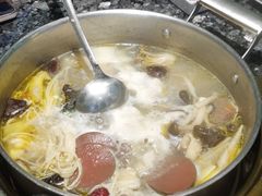 -一席地·本地鸡窝·杭帮鸡火锅(萧山银隆百货店)