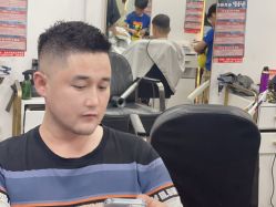 -乾健·烫染·接发SALON