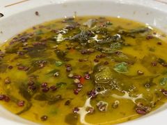 -渝是乎酸菜鱼(龙旗购物中心店)
