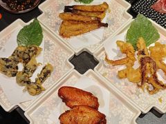 -铭牛烧肉·和牛海鲜自助(高新月牙湖店)
