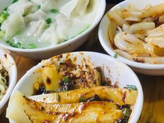 原汤抄手-洞子口张老二凉粉(文殊院店)