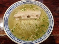 枫镇大肉面（汤面肉）-同得兴 Since·1995 传统苏式面馆(嘉馀坊店)