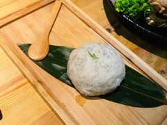 -湊湊火锅·茶憩(杭州湖滨银泰in77店)