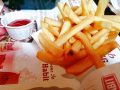 -The Habit Burger Grill 哈比特汉堡(复兴soho店)
