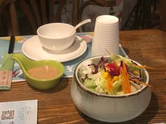 田园沙律-胡桃里音乐酒馆(环亚凯瑟琳广场店)