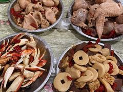 -梁老三麻辣鸡头(汝河小区店)