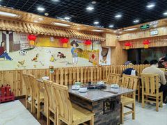 -屯老二农家铁锅炖·行业领军者(梅江店)