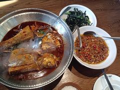 -湘力力小院·鱼汤泡饭(枫林路店)