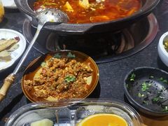 -小饕荟雅安贡椒鱼鲜馆(广福桥店)