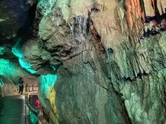-泰安地下龙宫景区