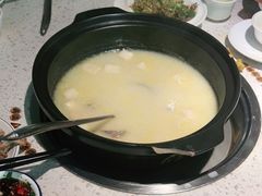 胡椒猪肚鸡-顺德公广东猪肚鸡·煲仔饭(白石洲店)