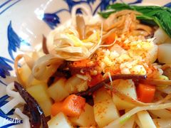 -头壹号  羊汤·饸饹面·大油条(嘉华店)