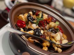 -江上荟·创意中国菜(绿地缤纷城店)