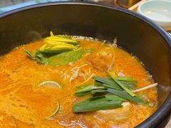 -银米·云南传统过桥米线(双廊黑金冠店)