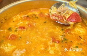 Tomato and Egg Boiled Noodle Soup