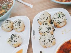 -小杨生煎(金山百联购物中心3楼店)