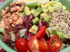 牛油果鸡肉沙拉-彼德西餐厅(凯德广场新南店)