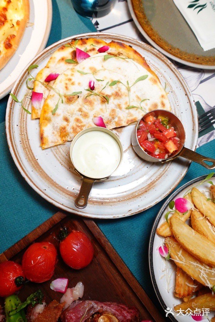 莫奈花园般绝美梦幻餐厅美哭