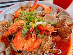 -老闵田螺馆·南昌特色小炒(梦时代店)