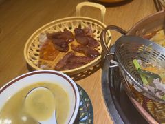 -洱火云南酸菜牛肉火锅(石景山当代商城店)