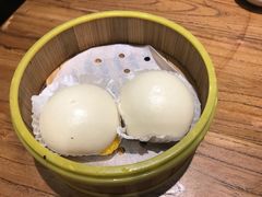 蛋黄流沙包-茶花妹子云南餐厅(传媒大学店)
