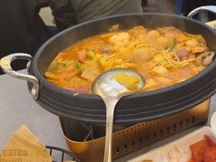 -豚妈妈汤饭·部队锅(南京东路店)
