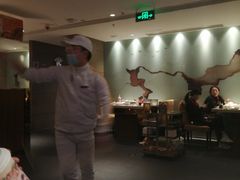 大堂-海底捞火锅鲜切牛肉主题店(长寿路店)