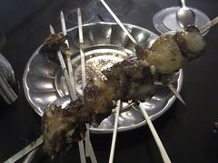 -烤肉小伙烤肉店