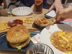-必胜客(大宁路店)