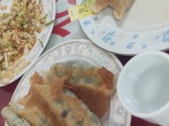 -青岛锅贴(洛阳路分店)