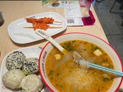-小杨生煎(金山百联购物中心3楼店)