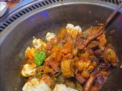 -山河屯铁锅炖(哈西站店)