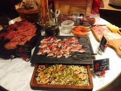 -恰餐厅及酒吧 CHAR Bar & Grill (北京丽都皇冠假日店)