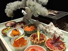 -蟹犇前•帝王蟹雪蟹(陆家嘴店)