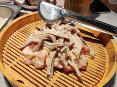 -尚尚仙·酸汤猪手·猪肚鸡火锅(华联万柳购物中心店)