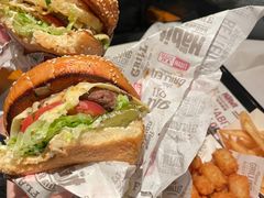 -The Habit Burger Grill 哈比特汉堡(复兴soho店)