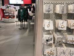 -H&M(鹏欣水游城店)